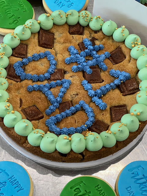 #1 DAD 1KG Chocolate Chip Cookie.