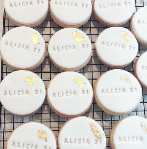 Custom Fondant Cookies (Minimum 20 units).