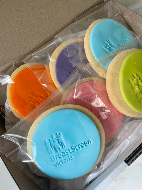 Custom Fondant Cookies (Minimum 20 units).