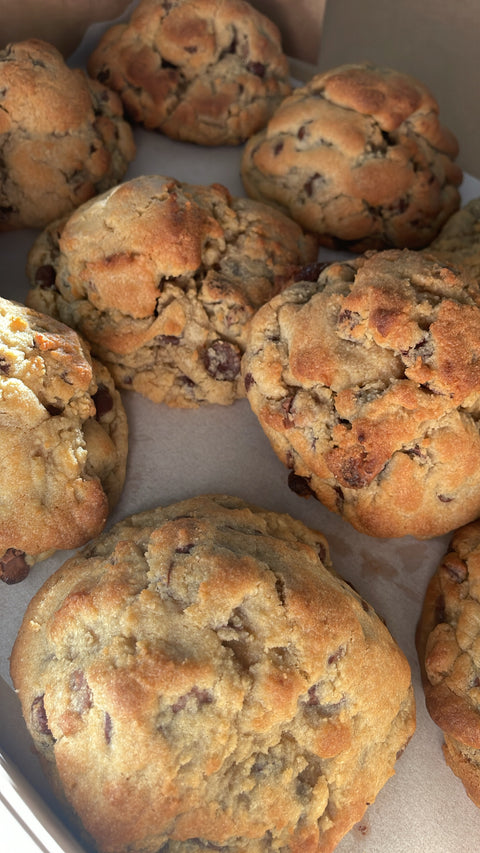 6 Pack NYC Chunky Cookies.