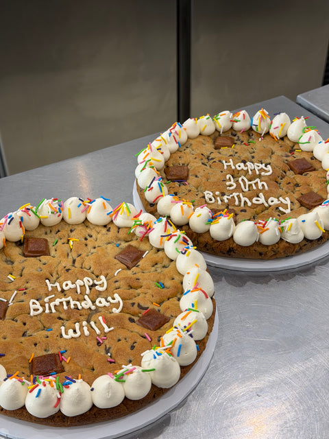 The 1 KG Cookie Cake.